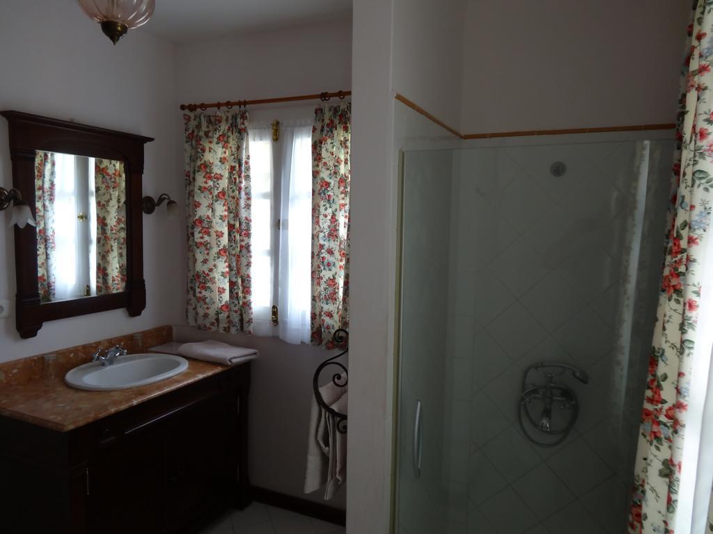 Bed And Breakfast Maison Papaye La Gaulette Quarto foto